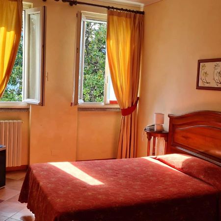 Hotel Aquadolce ヴェルバーニア エクステリア 写真
